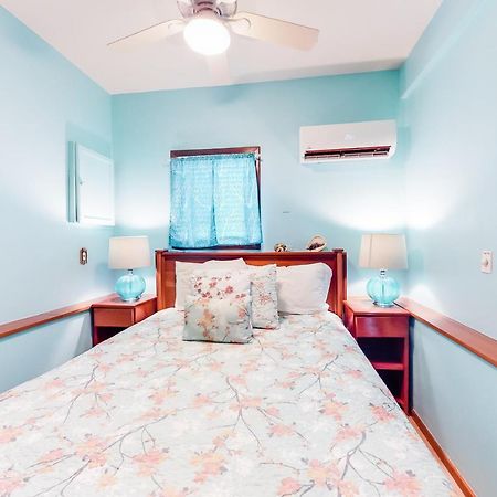 Coral Reef Condo San Pedro  Bagian luar foto