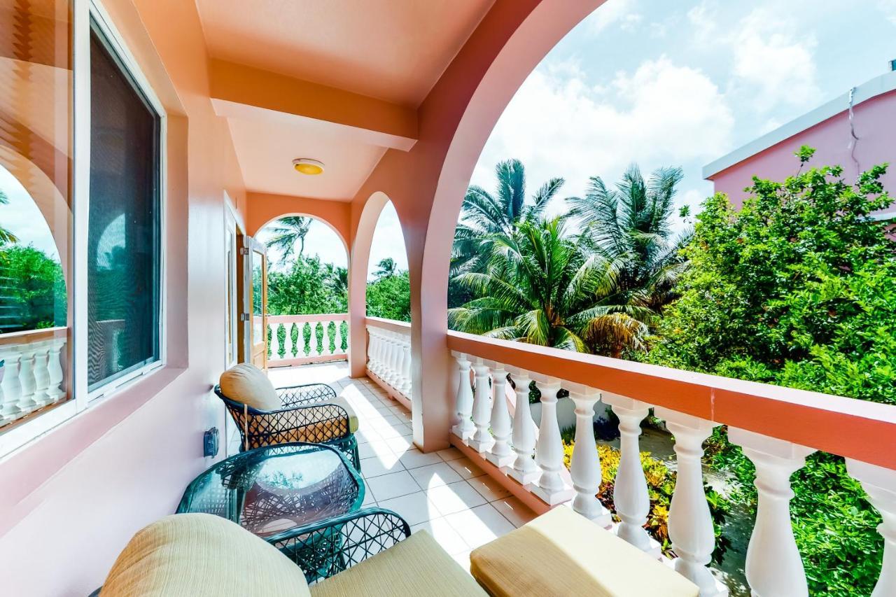 Coral Reef Condo San Pedro  Bagian luar foto