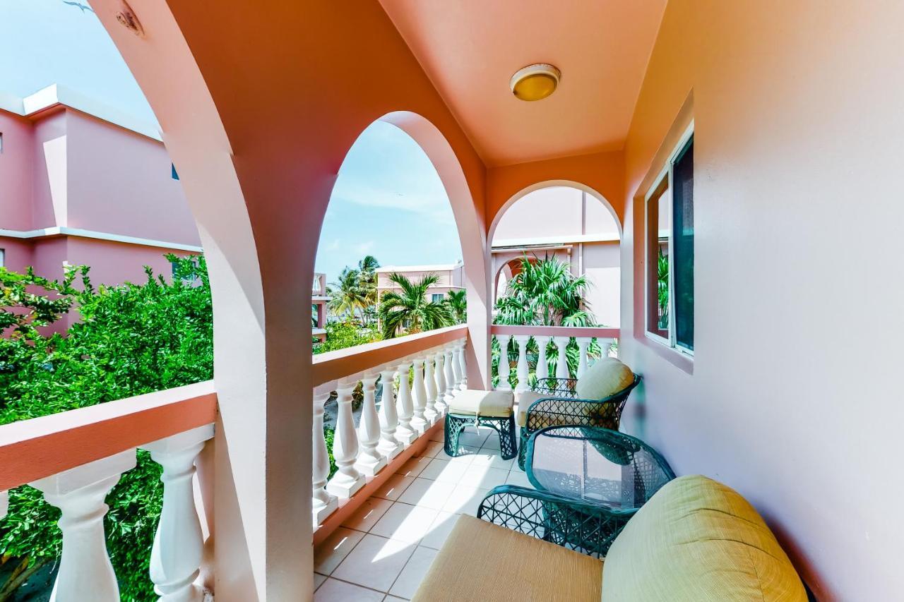 Coral Reef Condo San Pedro  Bagian luar foto