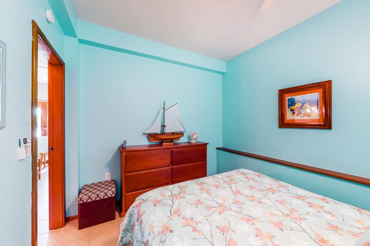 Coral Reef Condo San Pedro  Bagian luar foto