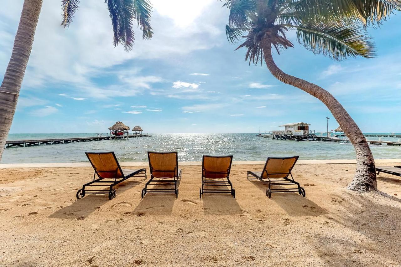 Coral Reef Condo San Pedro  Bagian luar foto